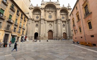 Exterior view of Attic for sale in  Granada Capital