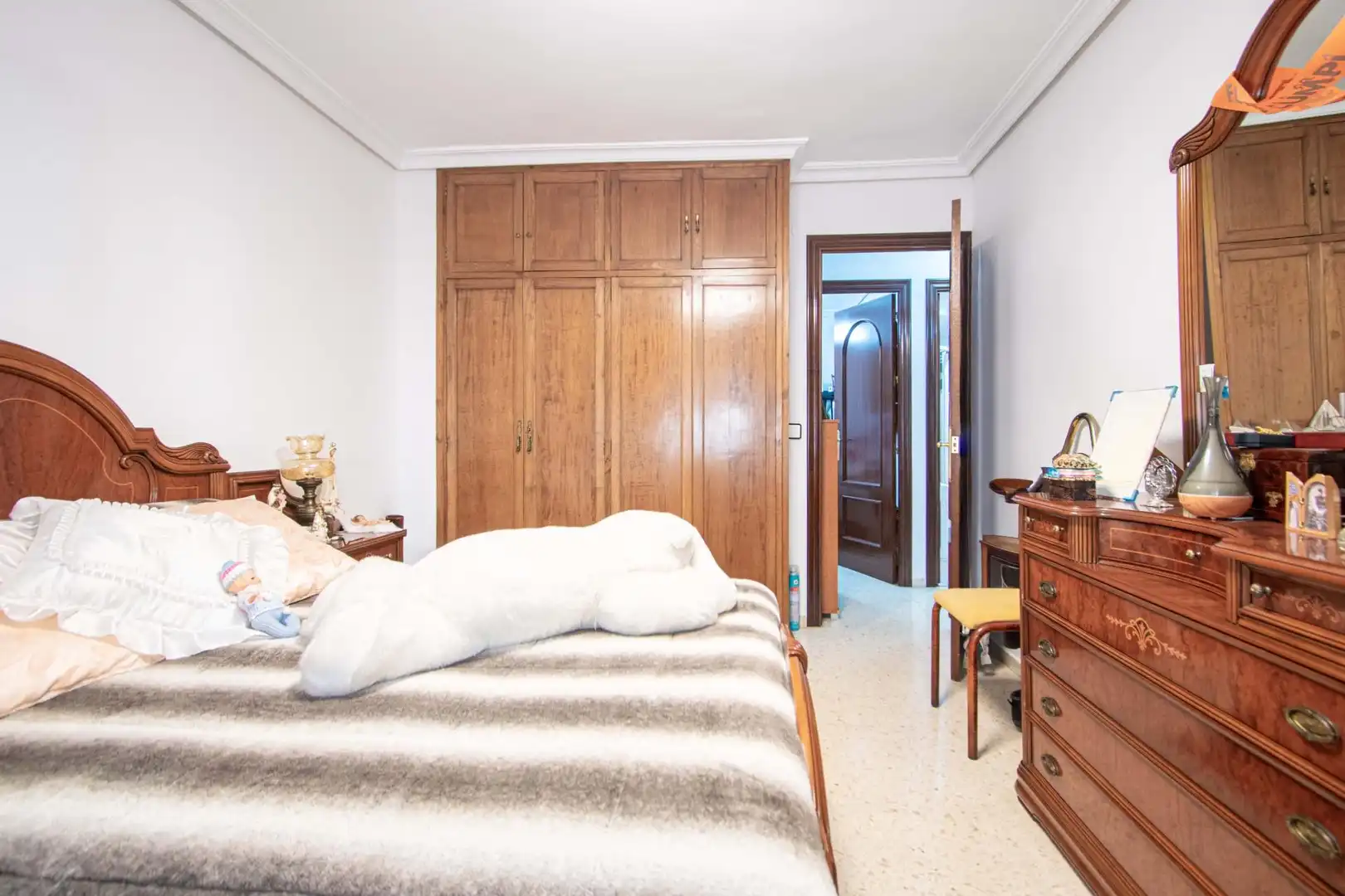 Habitación de Piso en venta en Sevilla con Aire acondicionado, Calefacción y Balcón