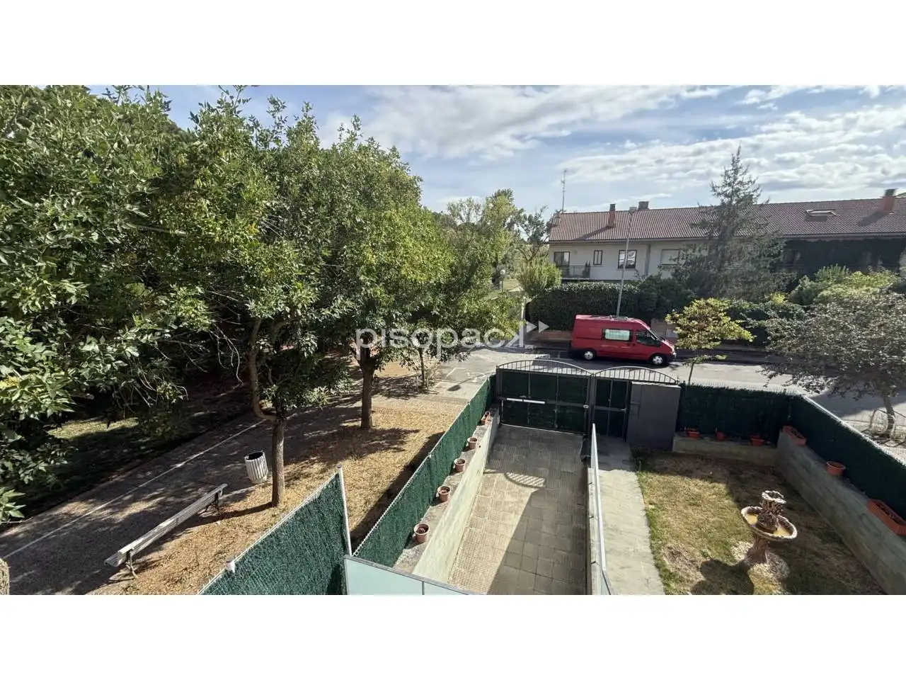 Vista exterior de Casa o xalet en venda en Tafalla amb Aire condicionat, Calefacció i Jardí privat