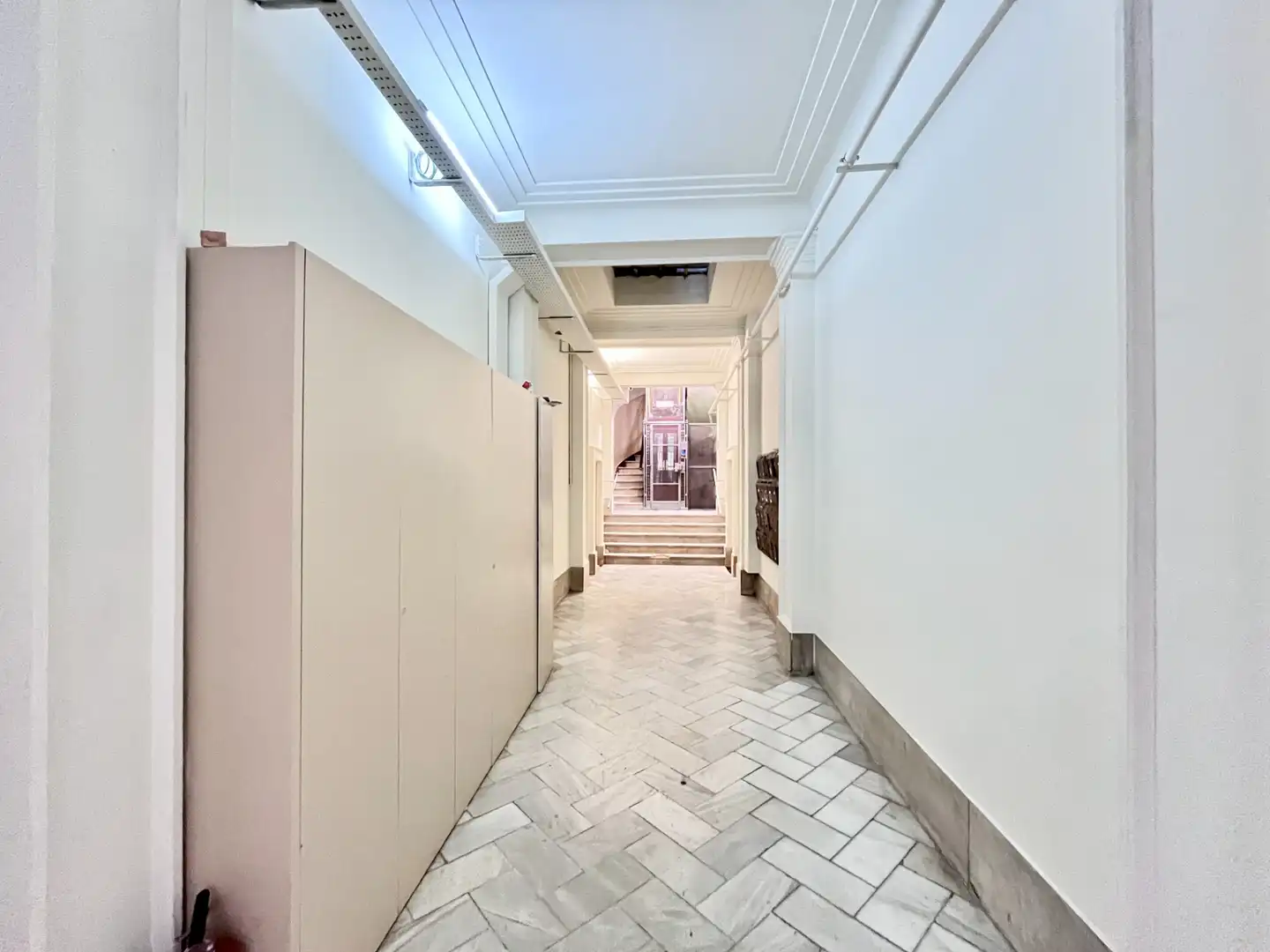 Flat for sale in Barcelona  with Air Conditioner, Heating and Parquet flooring