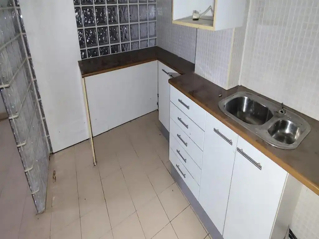 Local comercial en venda a Carrer de Gósol 36, imagen 8