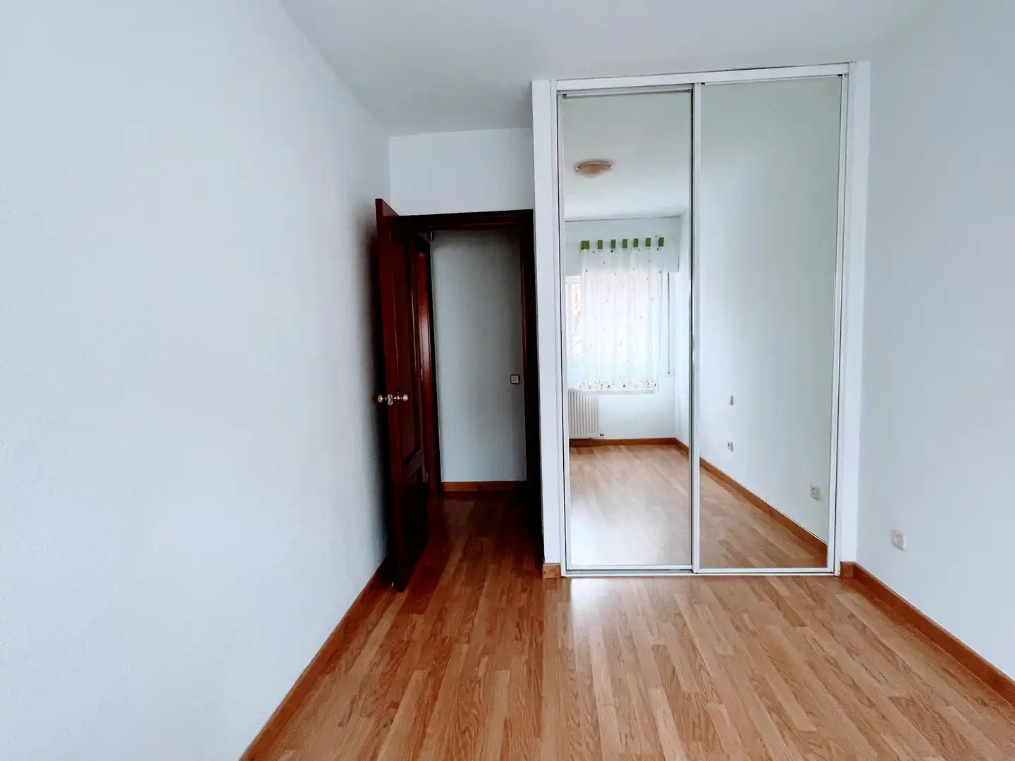 Habitación de Piso de alquiler en San Sebastián de los Reyes con Calefacción