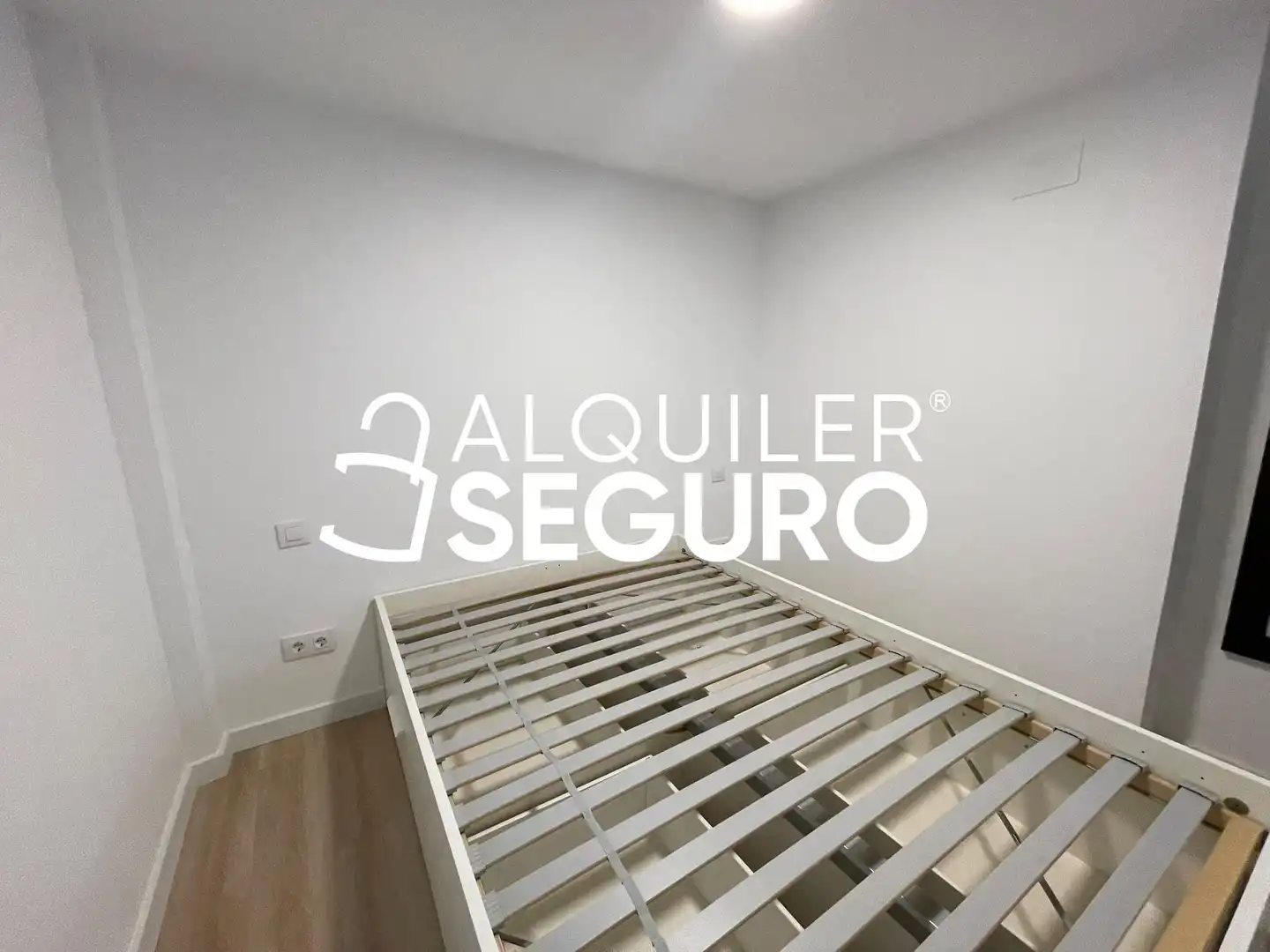 Habitación de Piso de alquiler en Madrid con Aire acondicionado, Calefacción y Amueblado