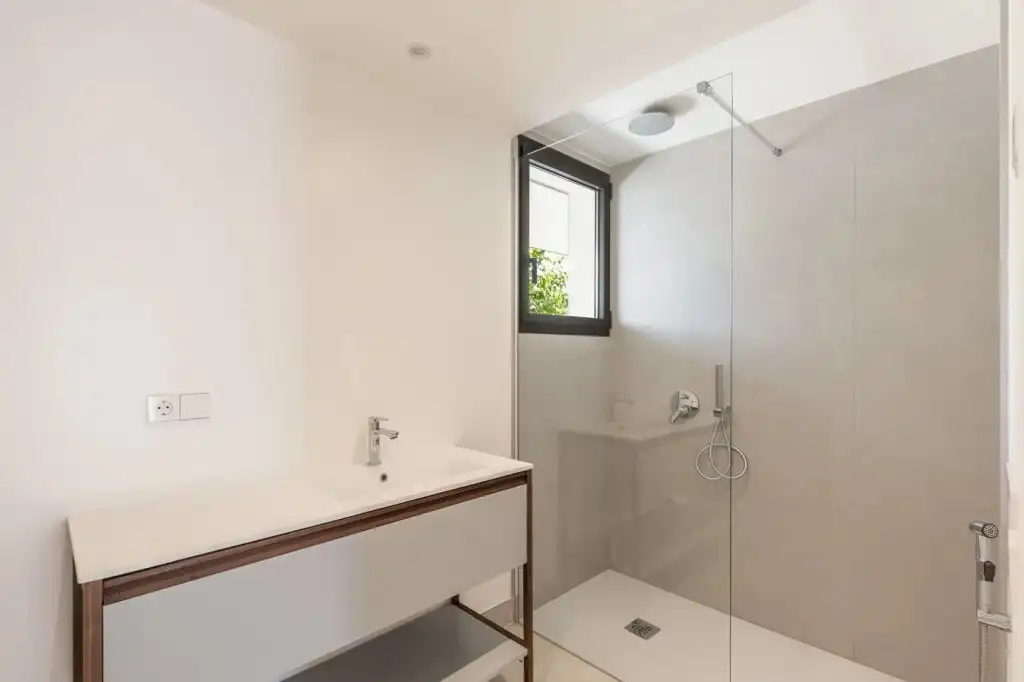 Baño de Ático en venta en Campos con Calefacción, Terraza y Piscina