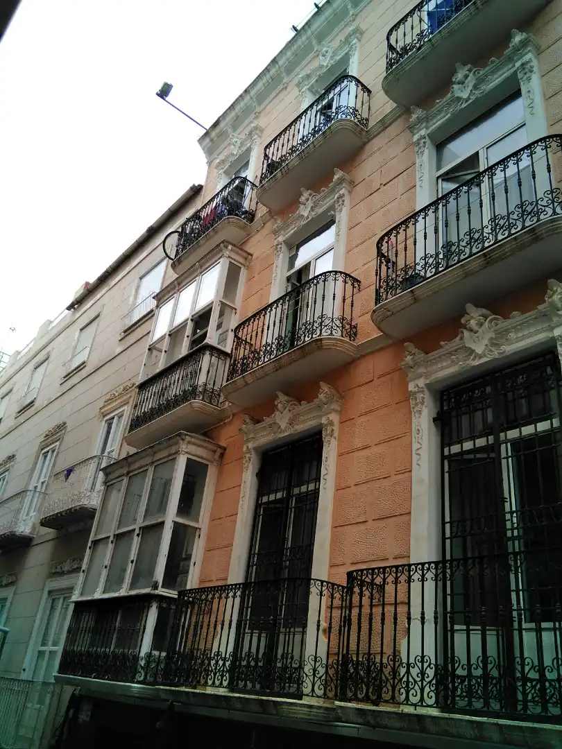 Vista exterior de Edificio en venta en Cartagena