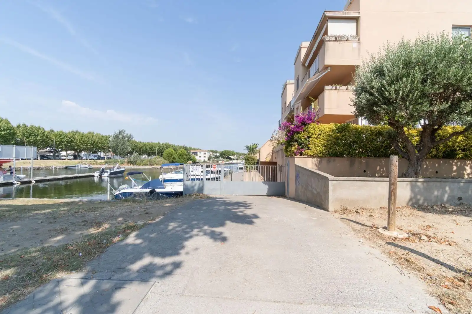Appartement compact avec terrasse à vendre à Carrer Carrer Sector Alberes, imagen 17