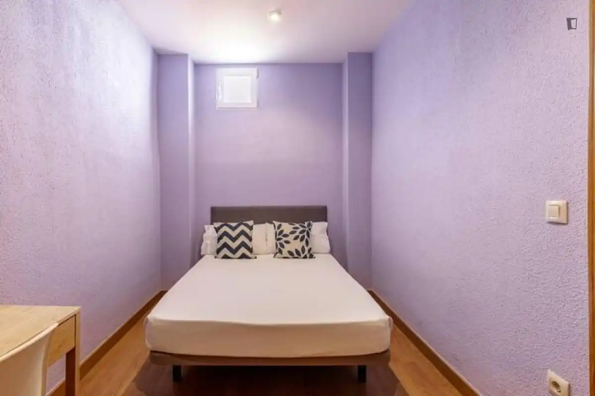 Dormitori de Casa o xalet de lloguer en Madrid amb Moblat, Forn i Rentadora