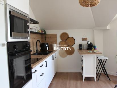 Kitchen of Attic for sale in Valdepeñas  with Heating, Terrace and Furnished