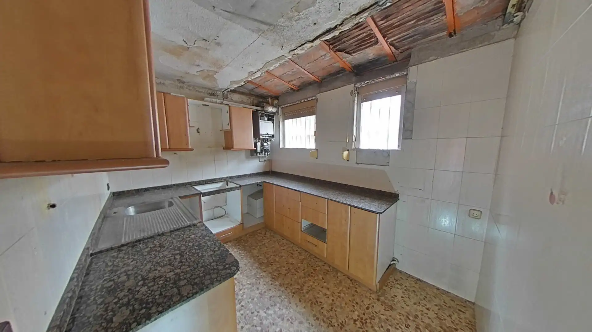 Kitchen of Detached homes for sale in Barcelona  with Private garden