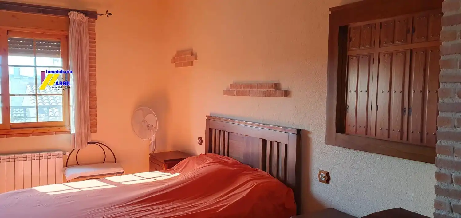Houses for sale in Aldeaquemada
