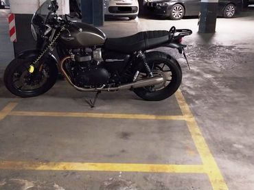 Moto in vendita a Carrer de Bolívia 128