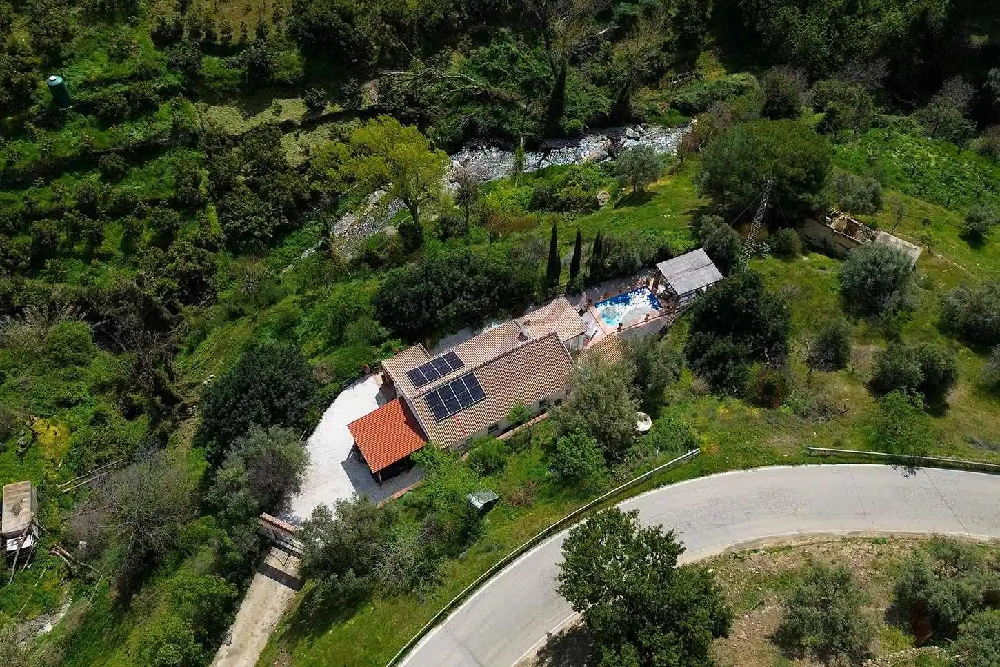 Casa amb piscina en venda a Árchez, imagen 29