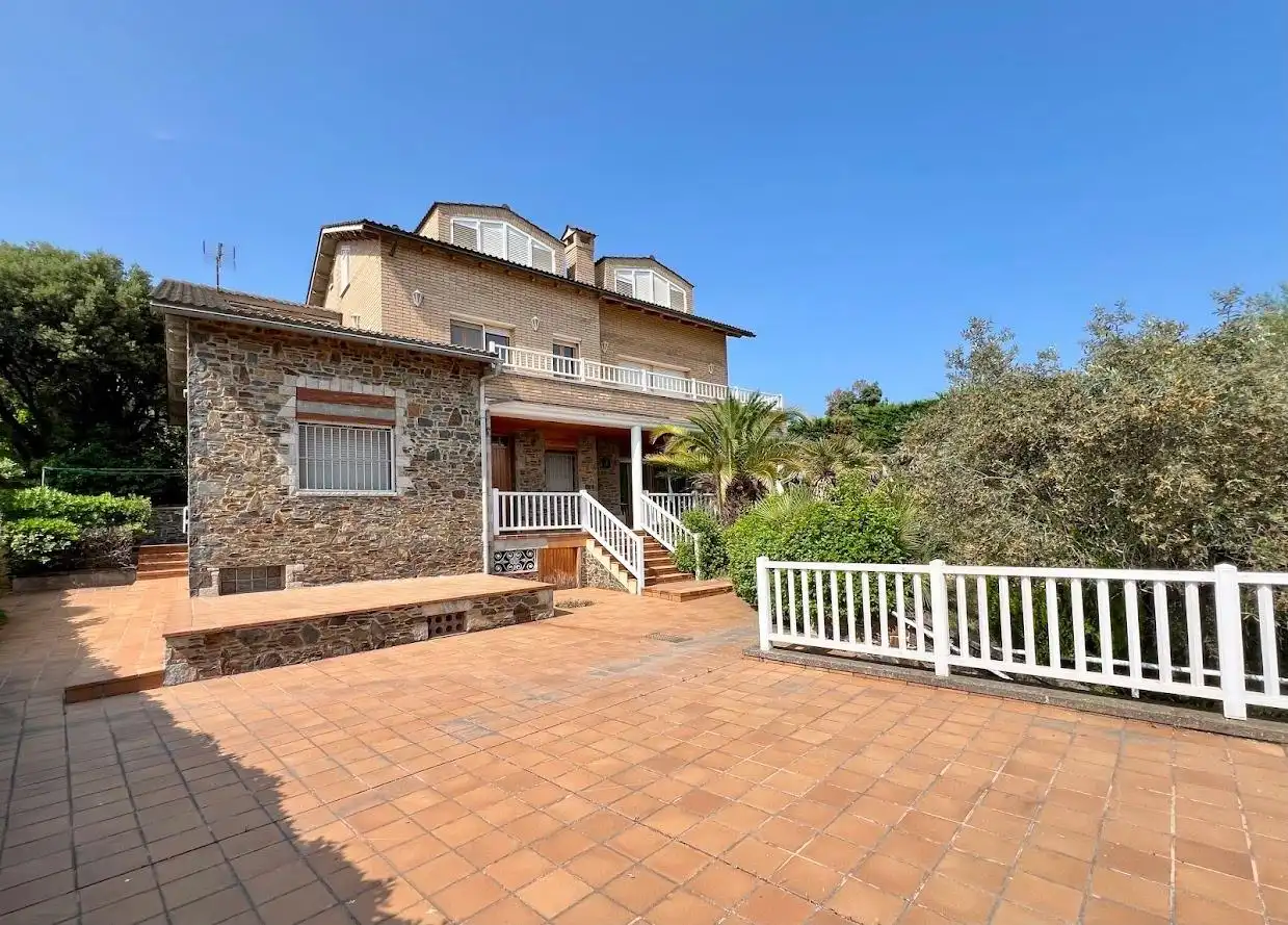 Jardí de Casa o xalet en venda en Castellnou de Bages amb Jardí privat, Terrassa i Traster