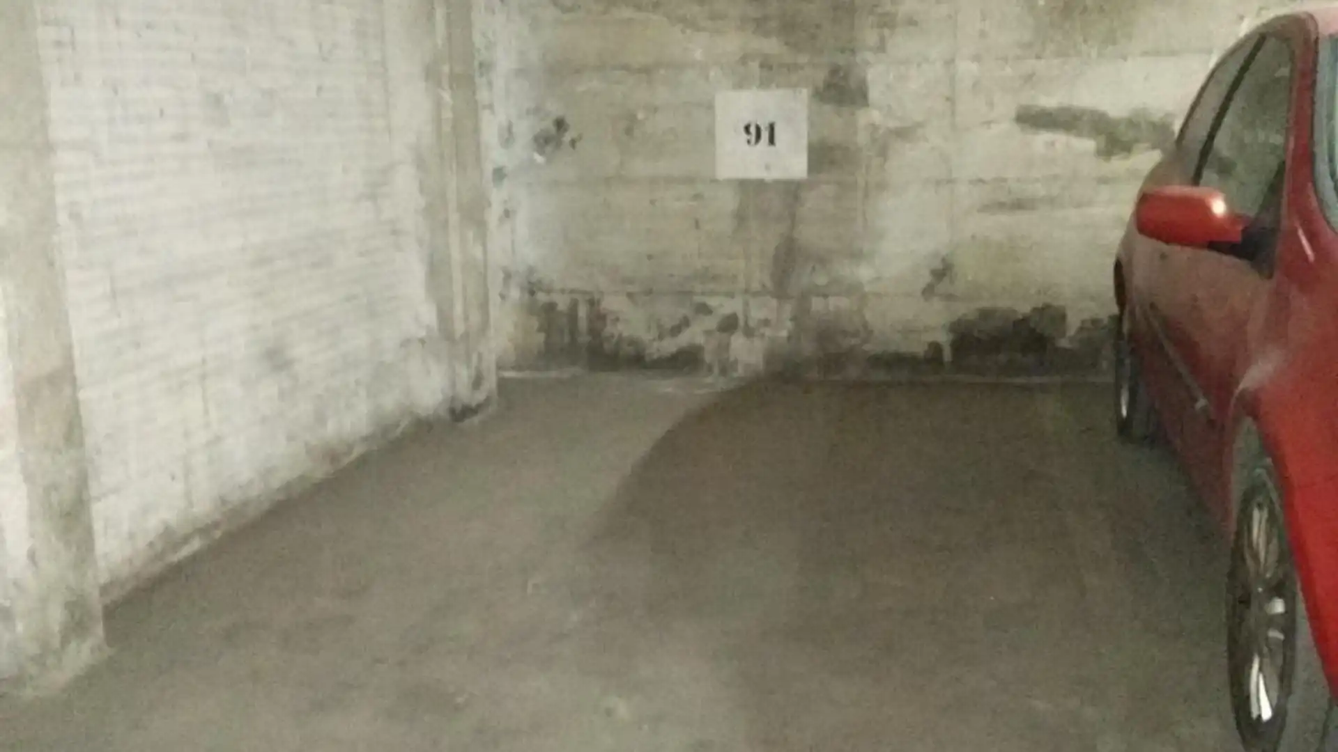 Garaje en venta en Girona Capital