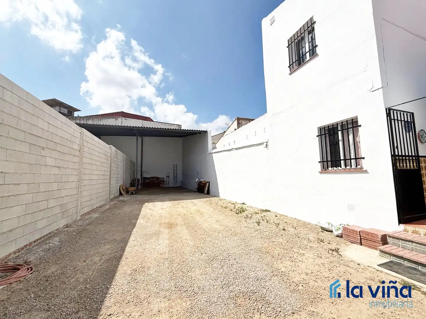 Exterior view of Houses for sale in Mollina  with Air Conditioner, Heating and Furnished