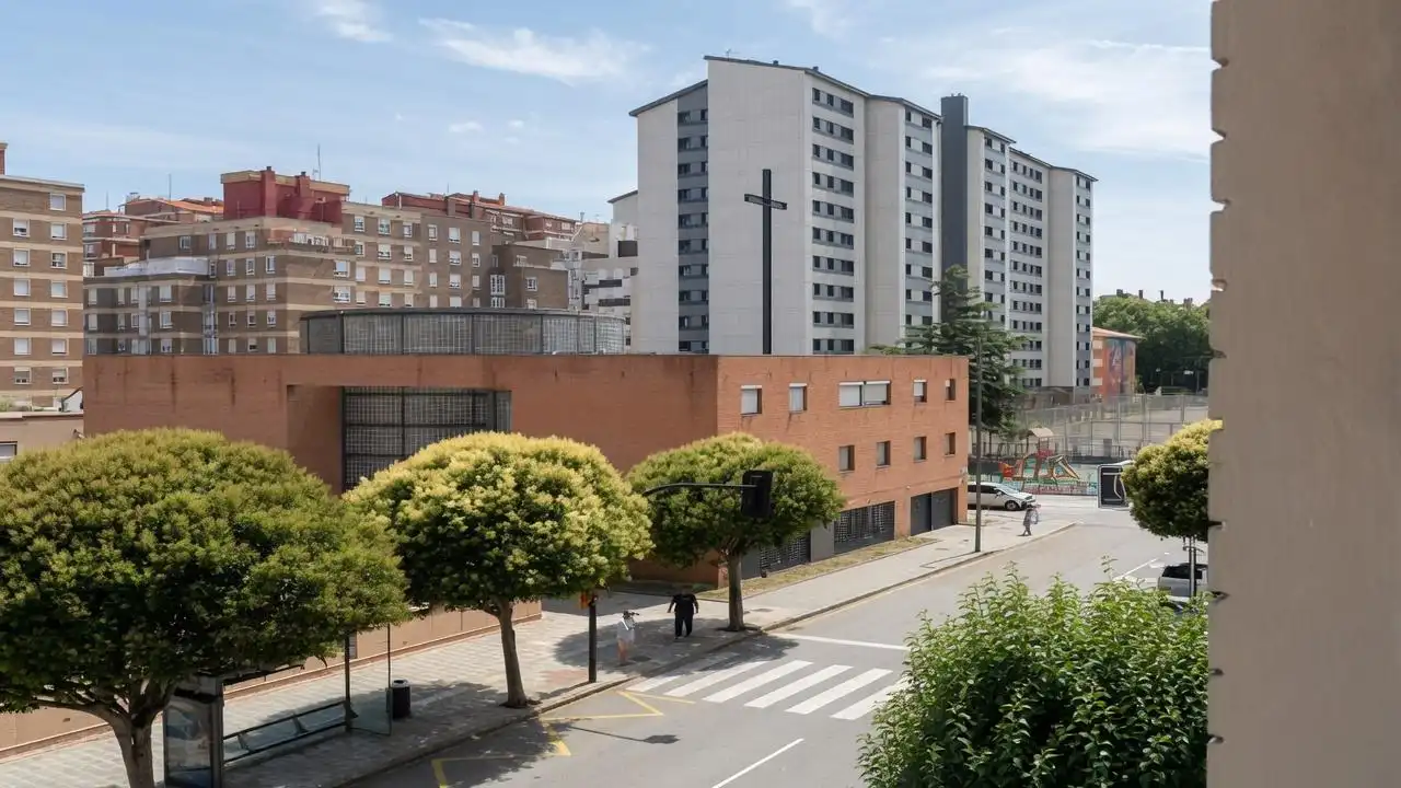 Vista exterior de Pis en venda en Gijón 