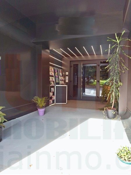 Local de alquiler en Oviedo  con Aire acondicionado