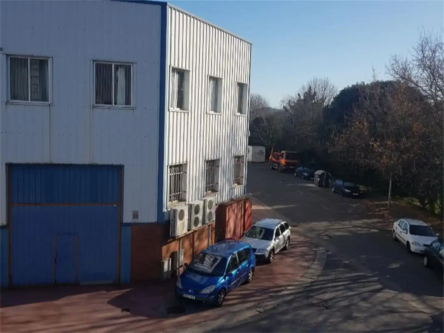 Vista exterior de Nave industrial en venta en Bermeo