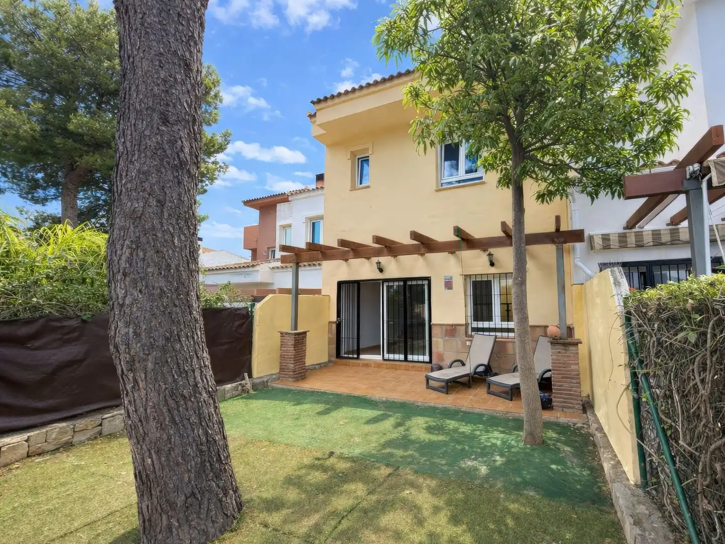 Garden of Detached homes for sale in Alhaurín El Grande  with Air Conditioner, Swimming Pool and Community pool