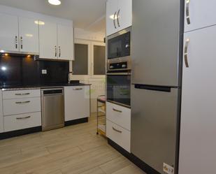 Kitchen of Flat to rent in A Coruña Capital   with Heating, Parquet flooring and Oven