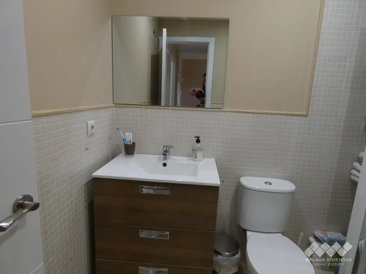 Badezimmer von Einfamilien-Reihenhaus zum Verkauf in Alhaurín de la Torre mit Klimaanlage, Terrasse und Abstellraum