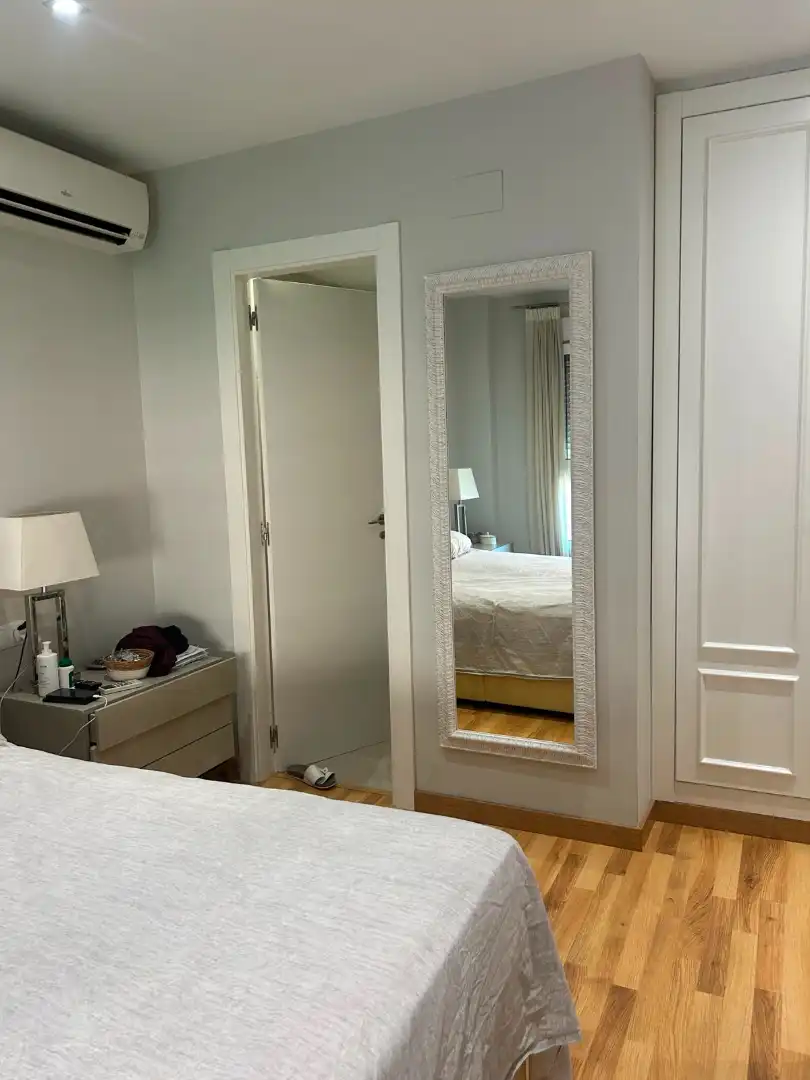 Habitación de Piso en venta en Valencia con Aire acondicionado, Amueblado y Balcón