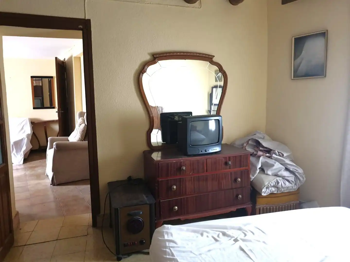 Habitación de Finca rústica en venta en La Vilueña con Terraza y Trastero