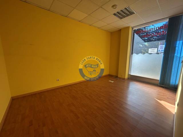 Local comercial en Alquiler en Las Ventas