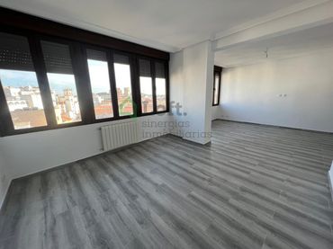 Piso con ascensor en venta en Santa Marina