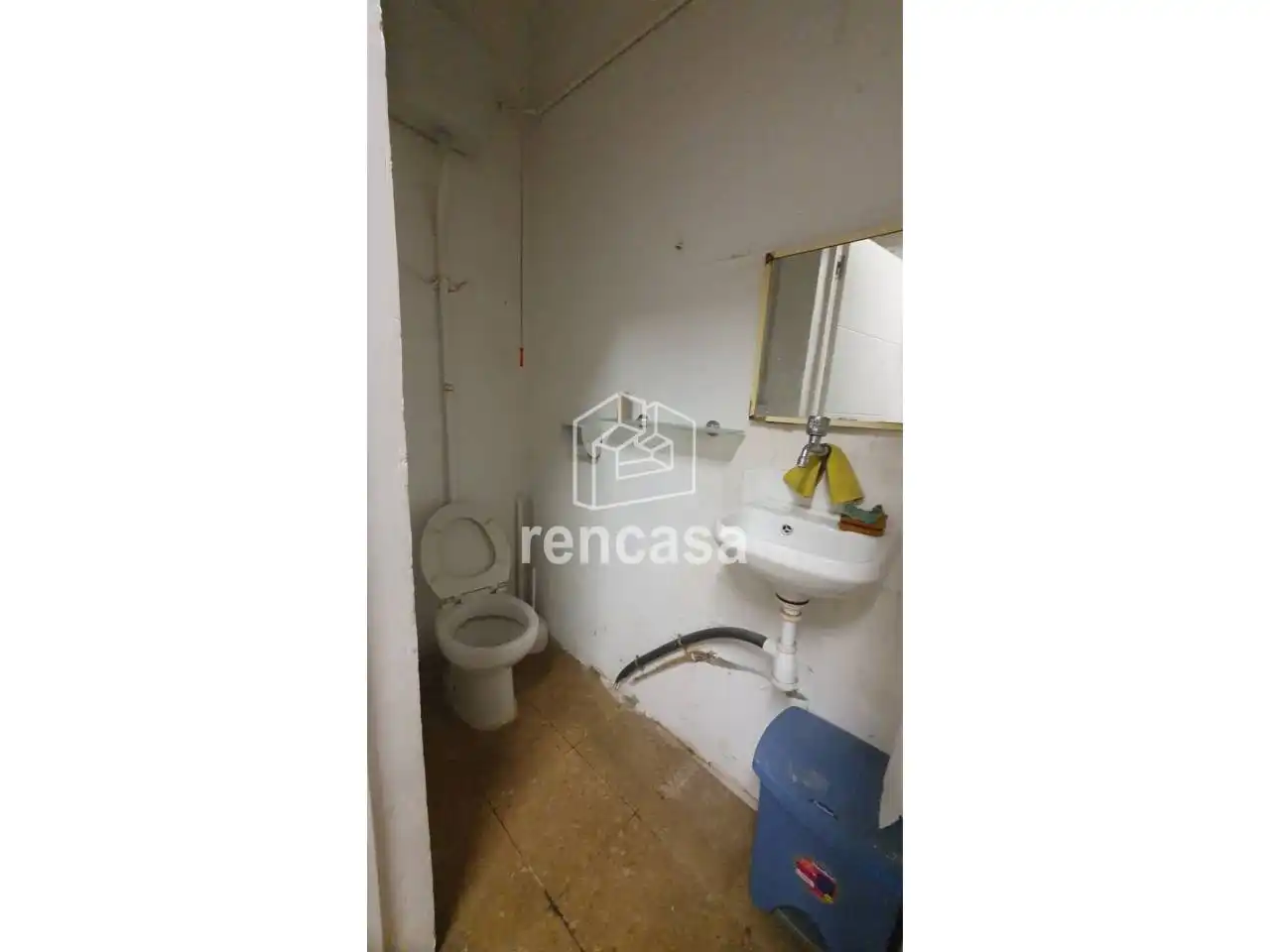 Badezimmer von Geschaftsraum zur Miete in Lleida