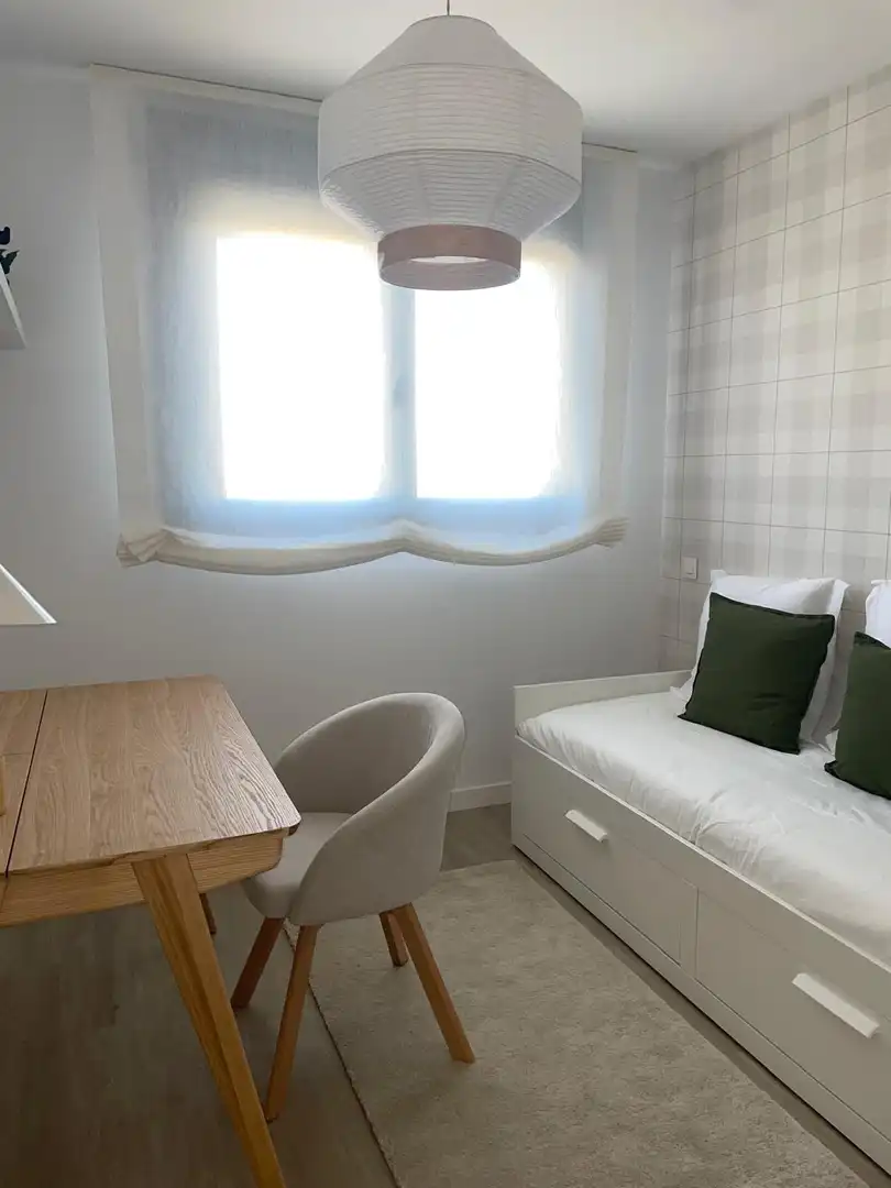 Bedroom of Attic for sale in Alicante / Alacant  with Air Conditioner, Terrace and Storage room