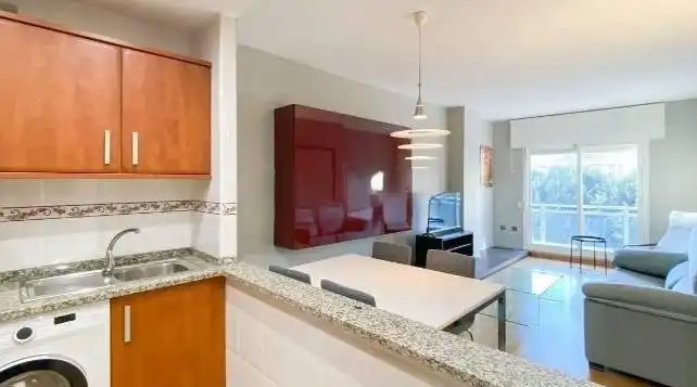 Cocina de Piso en venta en Málaga con Aire acondicionado, Parquet y Piscina comunitaria