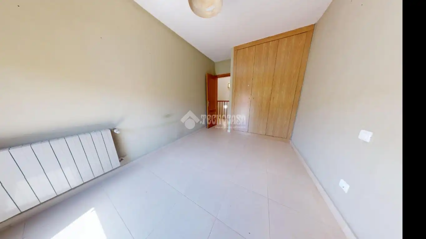 Bedroom of Detached homes for sale in Yebes  with Heating, Private garden and Terrace