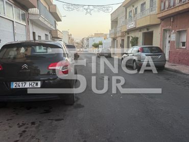 Casa a schiera in vendita a Calle Cervantes 59