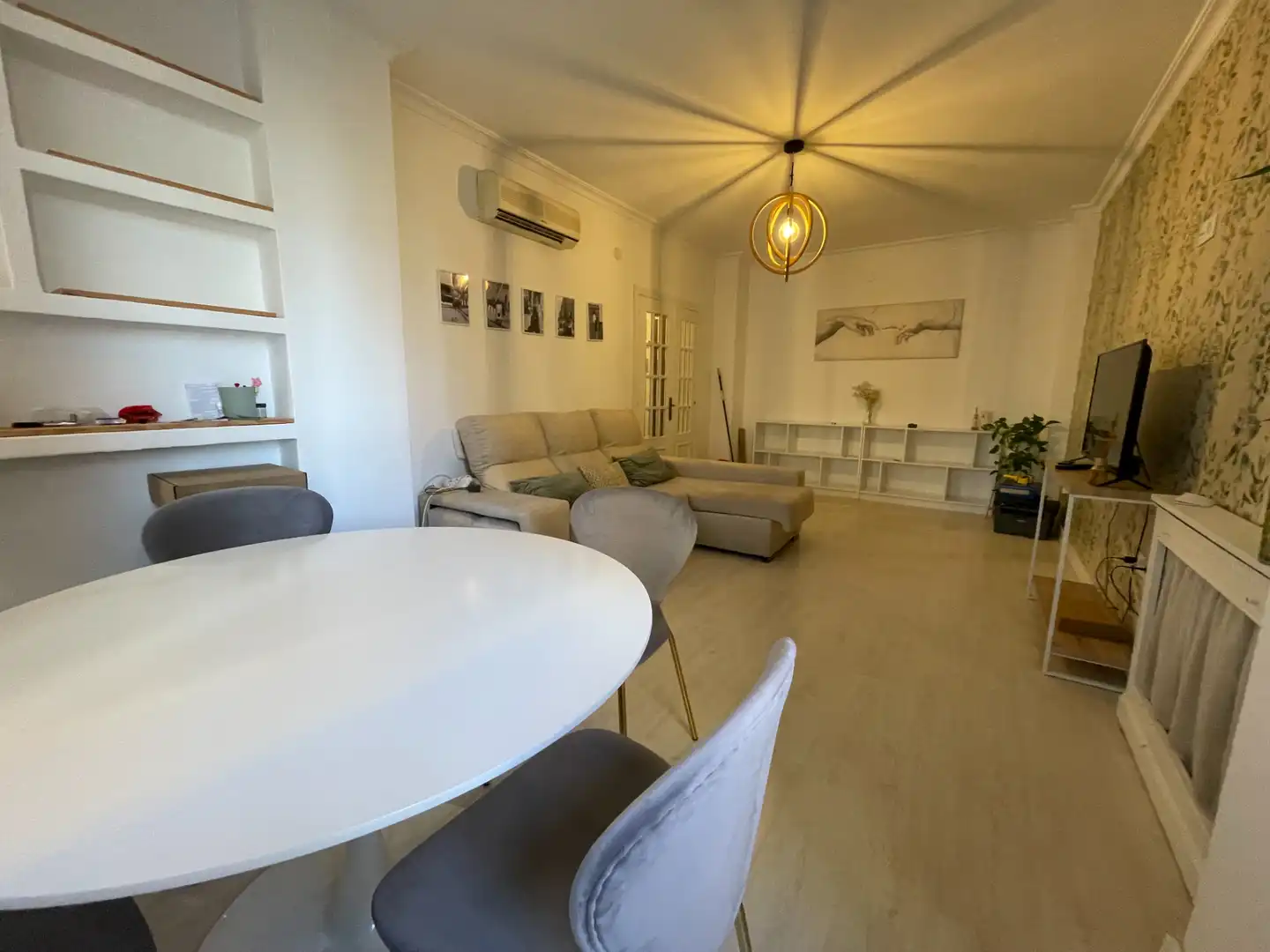 Living room of Flat for rent in Badajoz  with Air Conditioner, Heating and Furnished