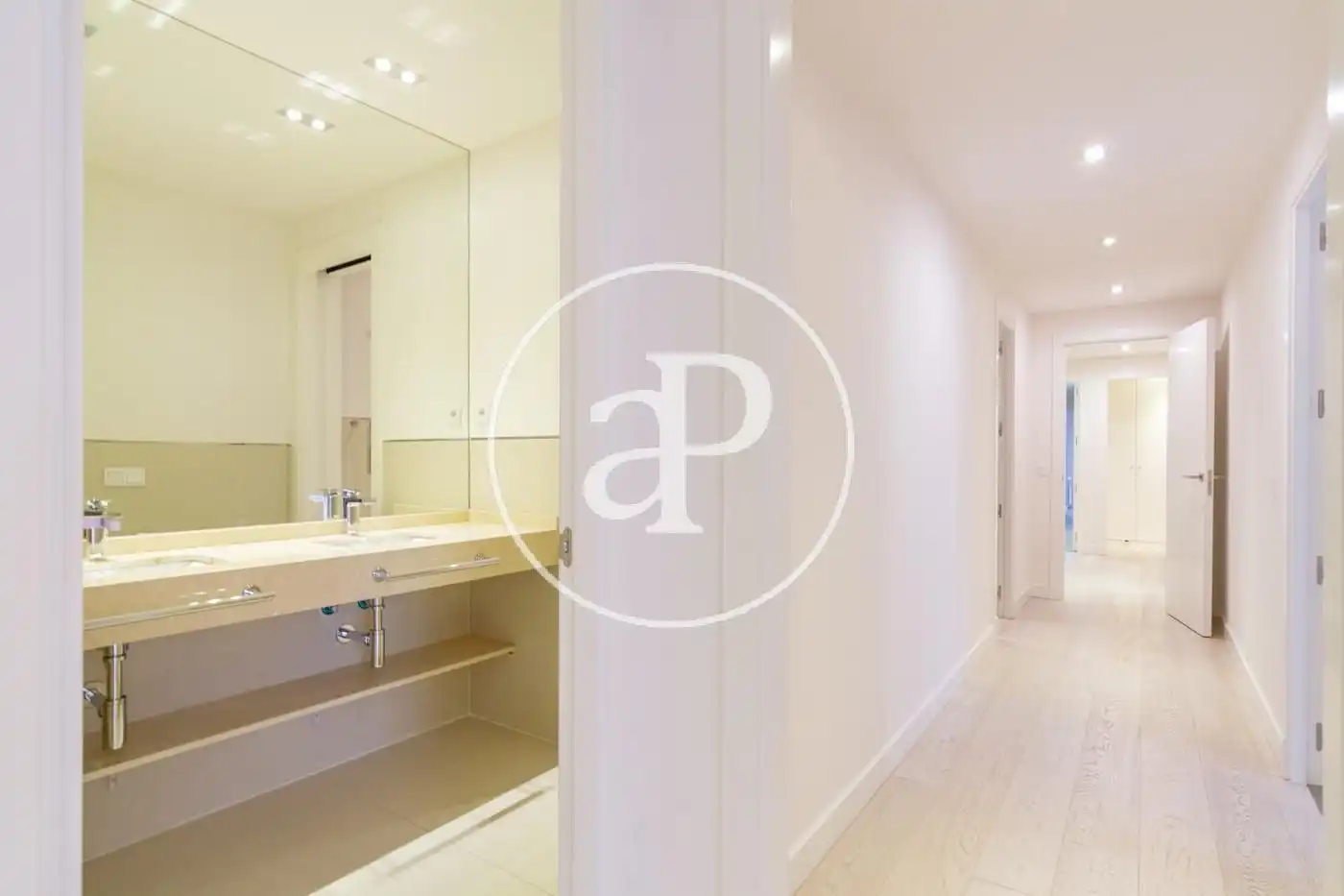 Piso de alquiler en Madrid con Aire acondicionado, Calefacción y Jardín privado