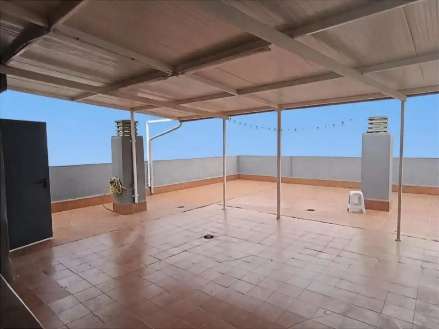 Terrasse von Wohnung zur Miete in Torrent mit Klimaanlage, Schwimmbad und Balkon