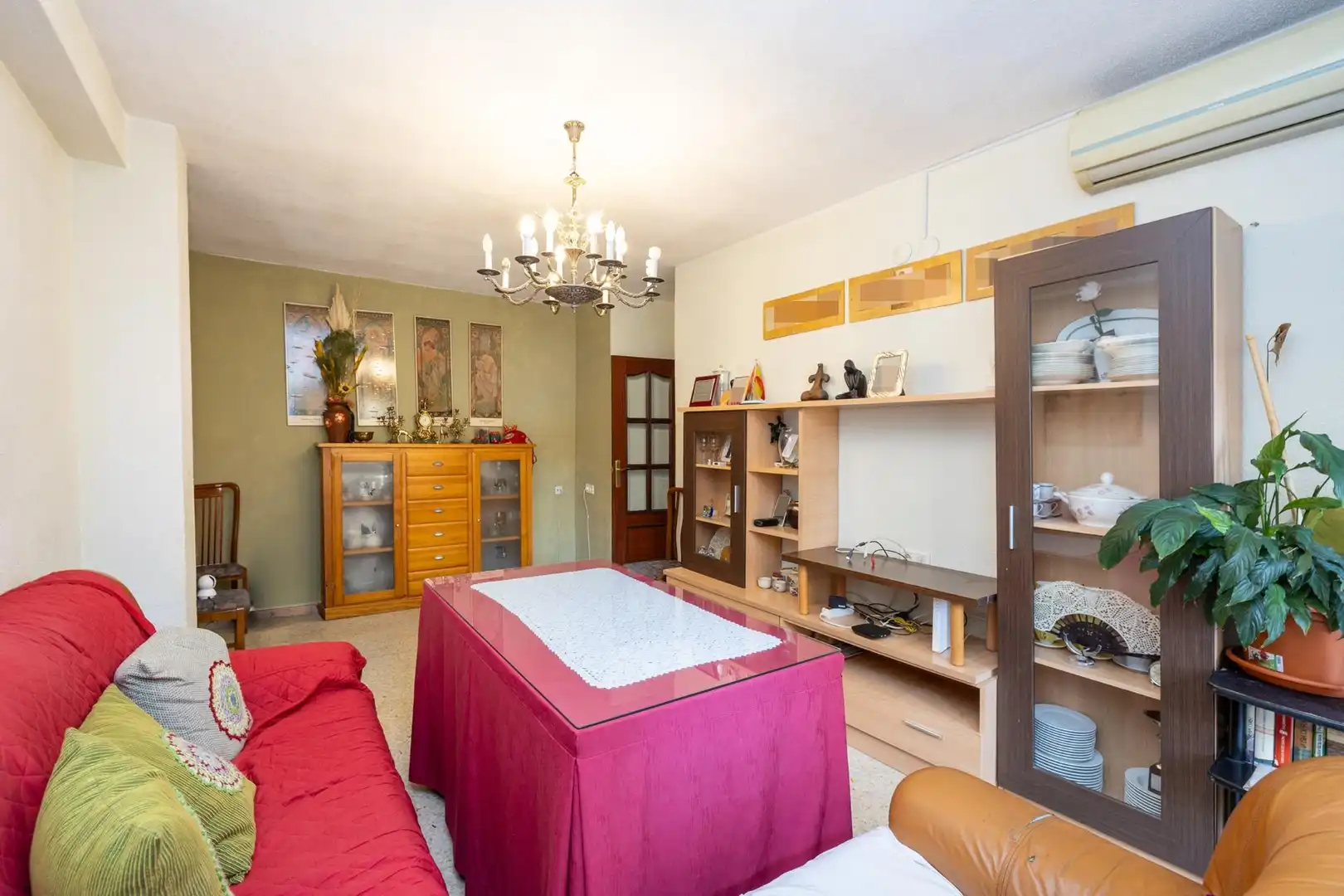 Sala de estar de Planta baja en venta en Granada