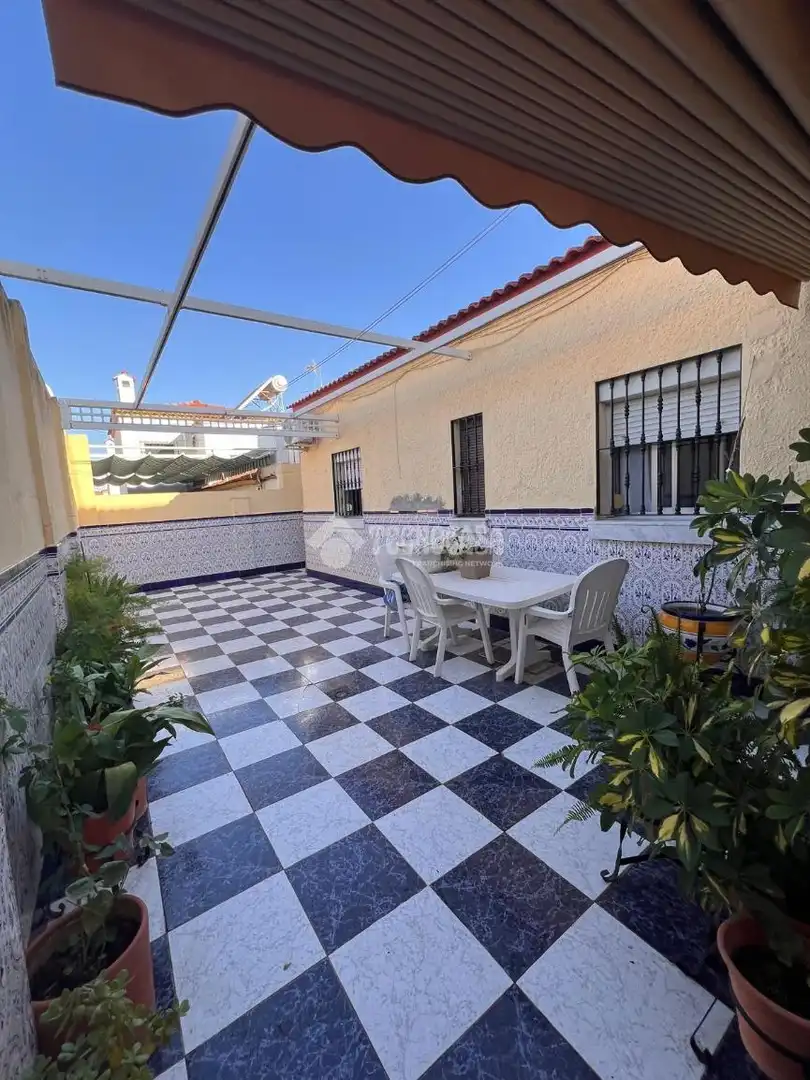 Casa amb terrassa en venda a Arco Norte - Avda España, imagen 3