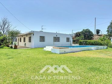 Casa rústica amb piscina en venda a Ds Huertas Bajas