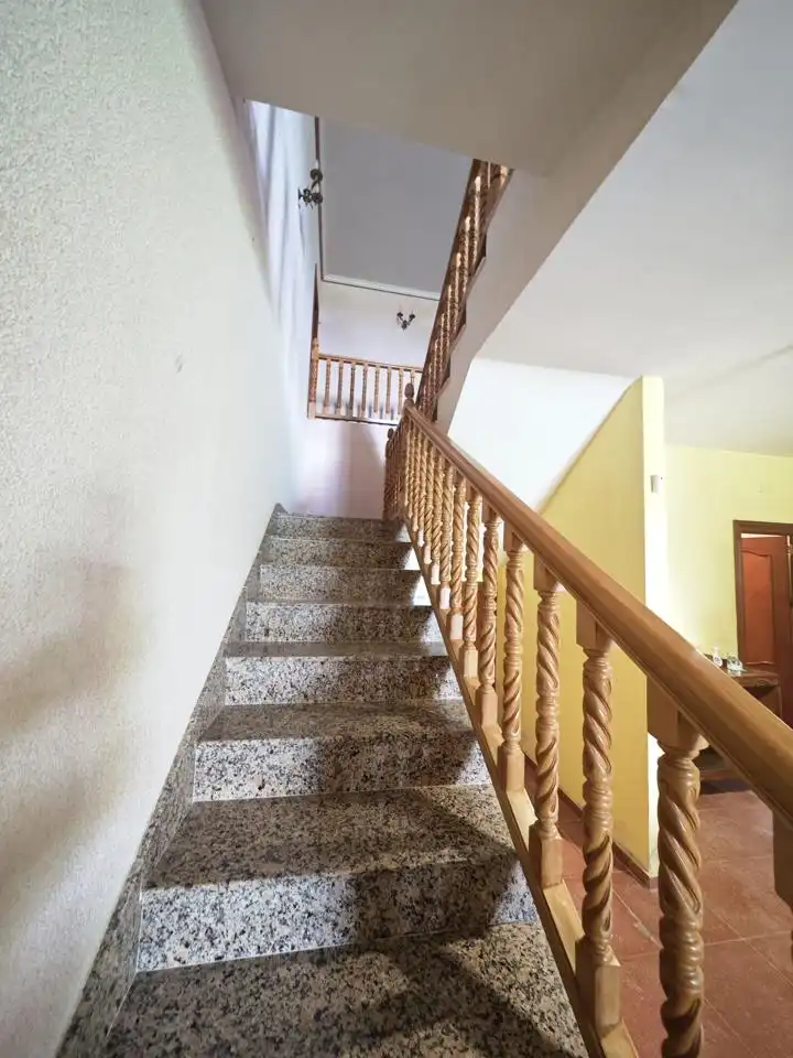 Houses for sale in Majadas  with Air Conditioner, Private garden and Terrace