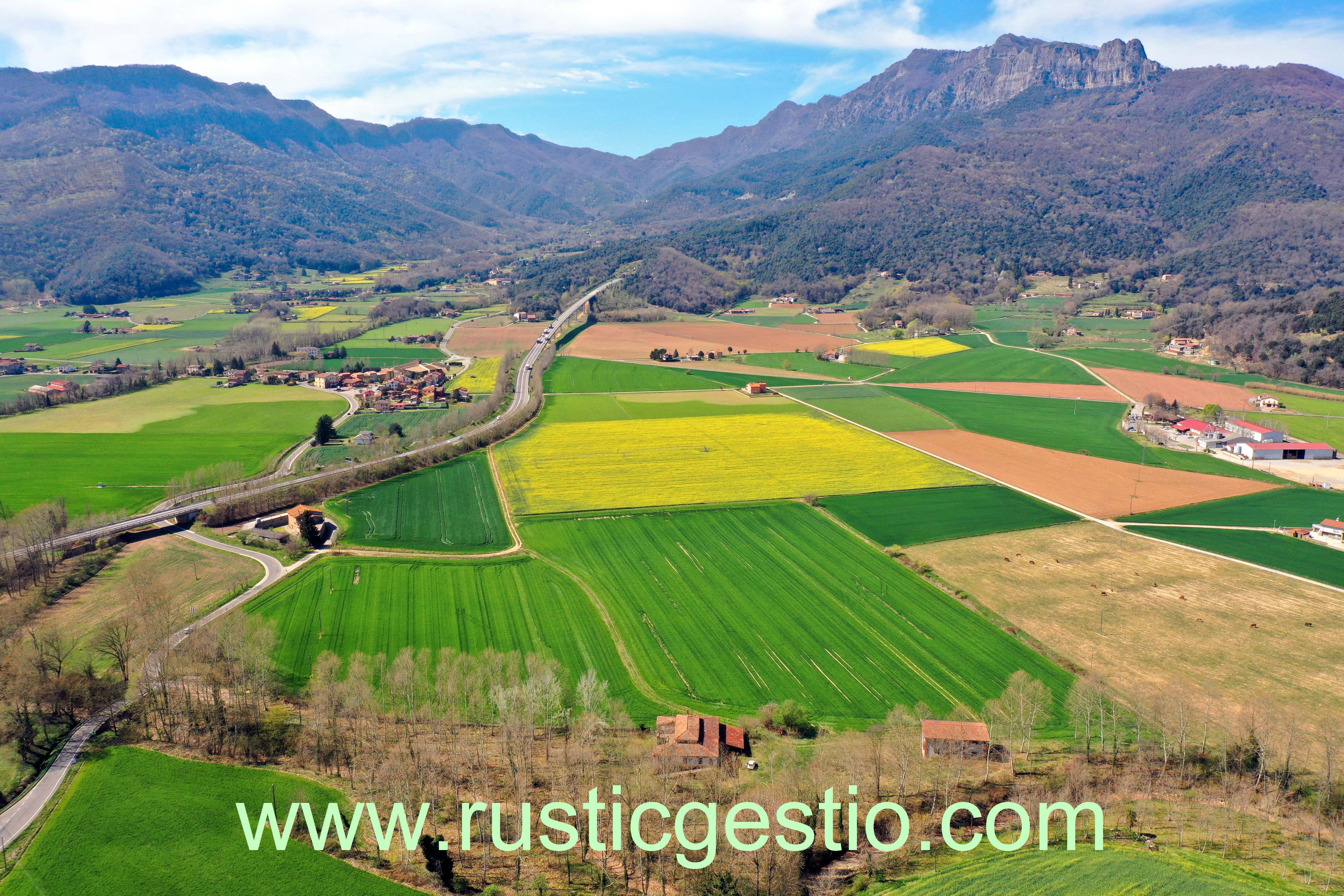 Exterior view of Country house for sale in Les Preses  with Private garden, Terrace and Balcony