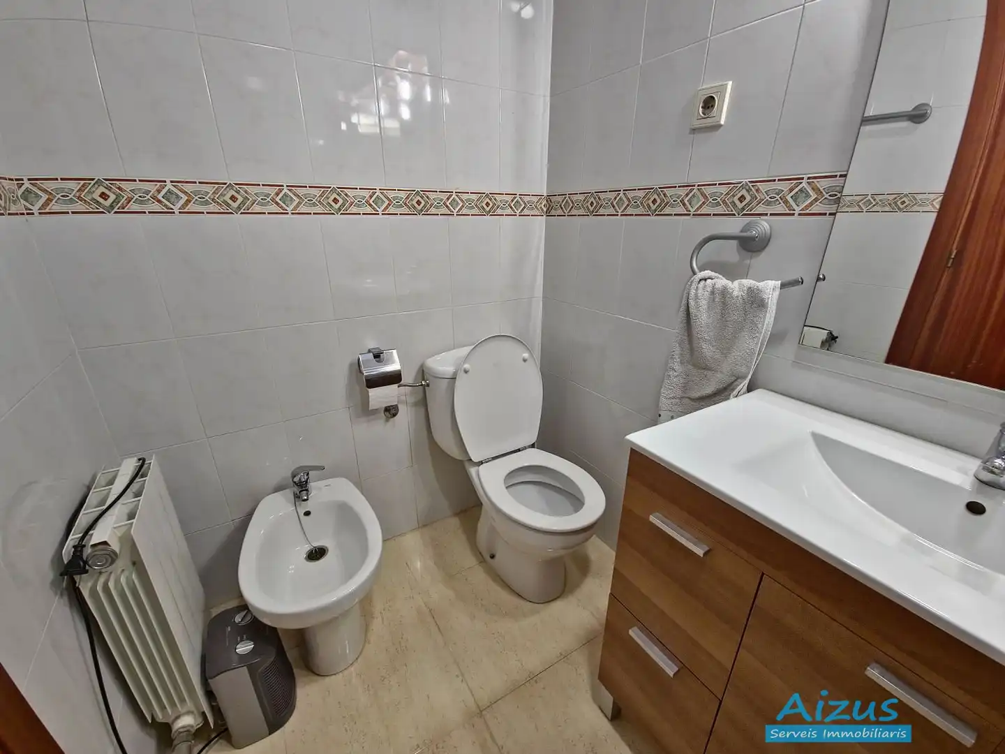 Baño de Casa adosada en venta en Santa Perpètua de Mogoda con Aire acondicionado, Calefacción y Terraza