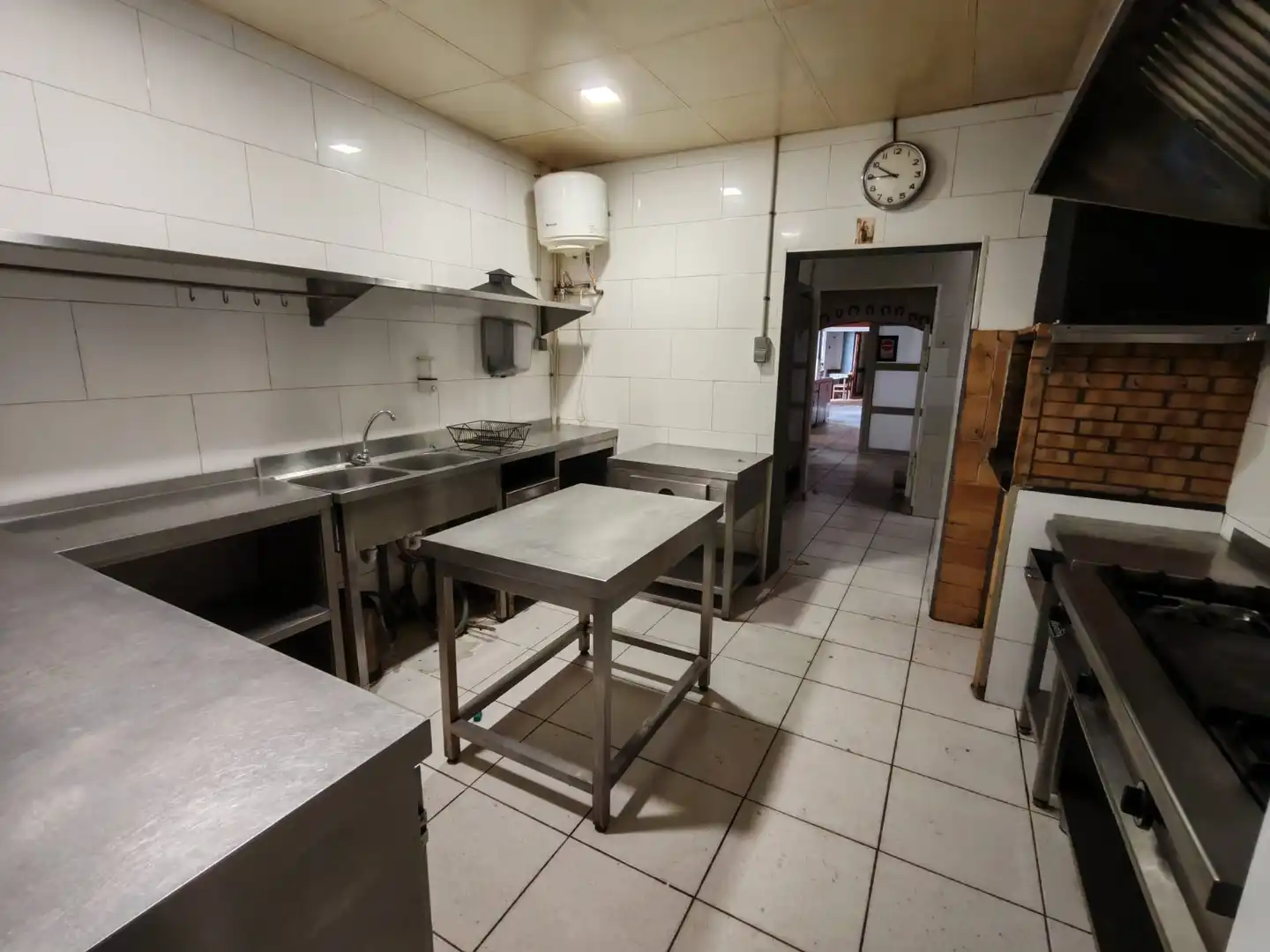 Cocina de Local en venta en Lliçà d'Amunt con Aire acondicionado, Calefacción y Terraza