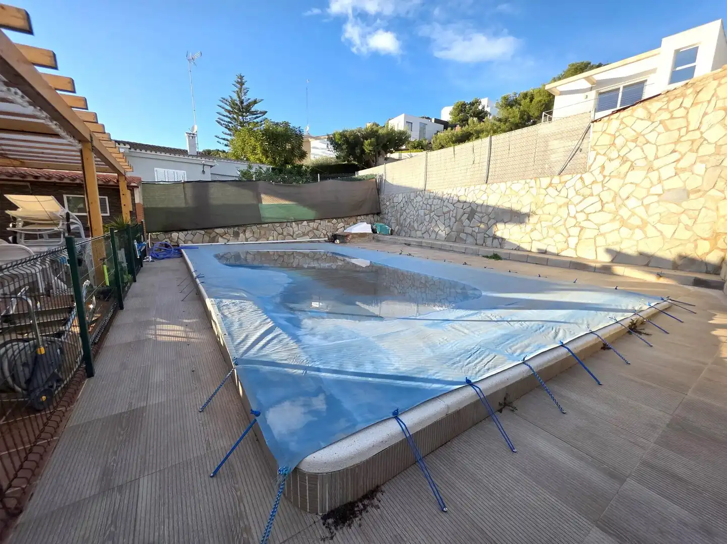 Piscina de Casa o xalet en venda en Benicasim / Benicàssim amb Aire condicionat, Calefacció i Jardí privat