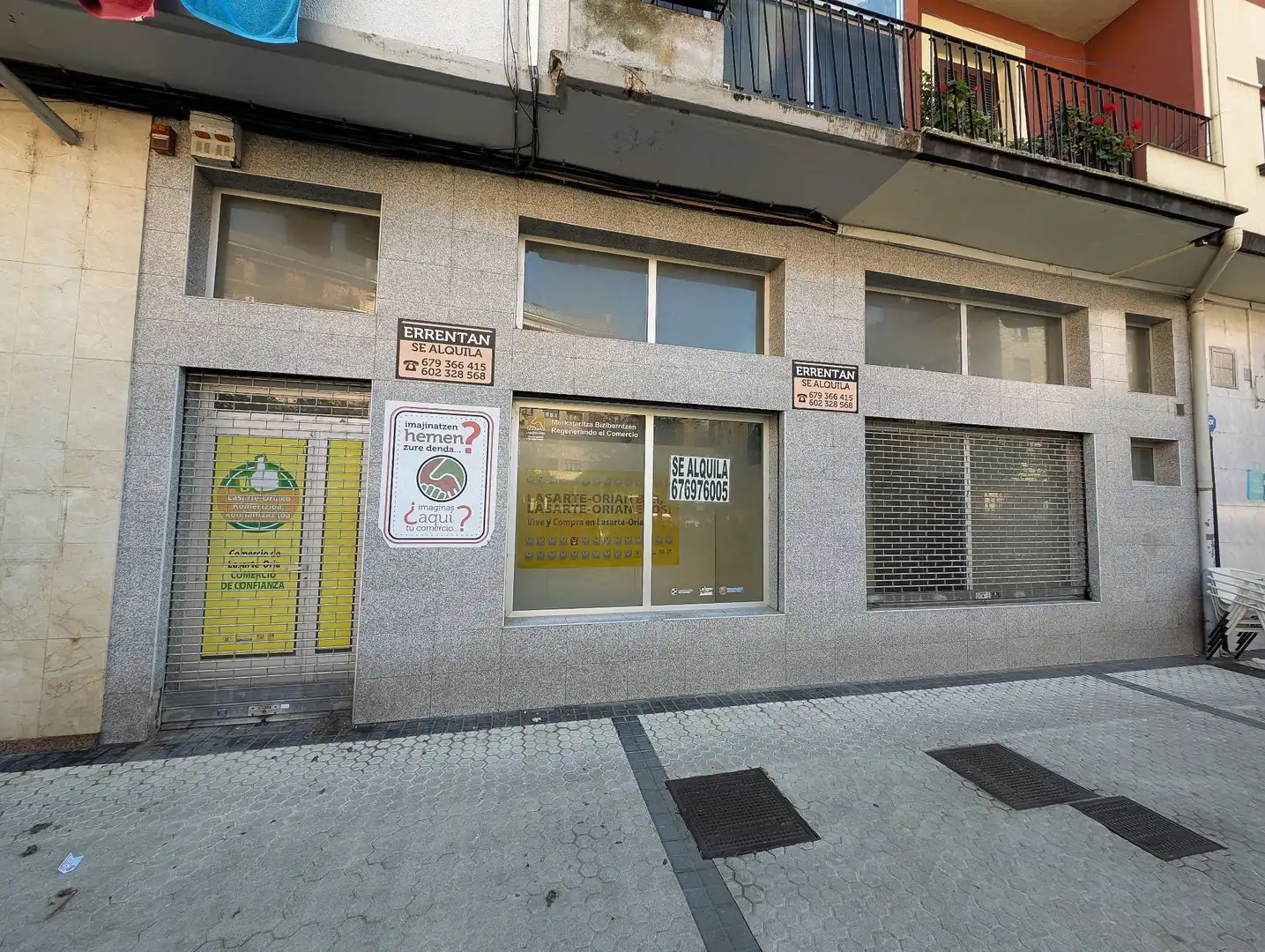 Locale commerciale in affitto a Iñigo de Loyola Kalea