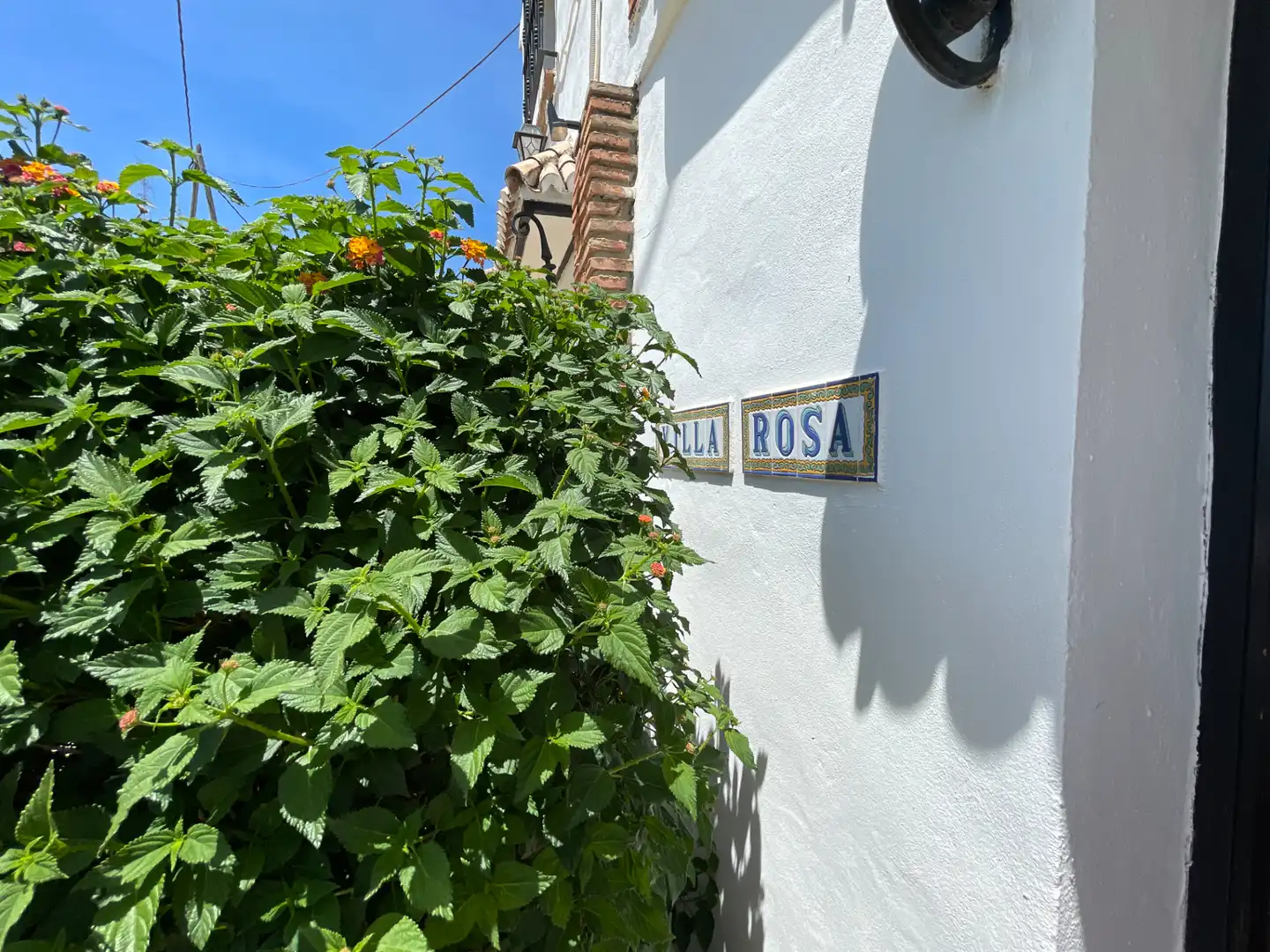 Vista exterior de Finca rústica en venda en Álora amb Aire condicionat, Calefacció i Jardí privat