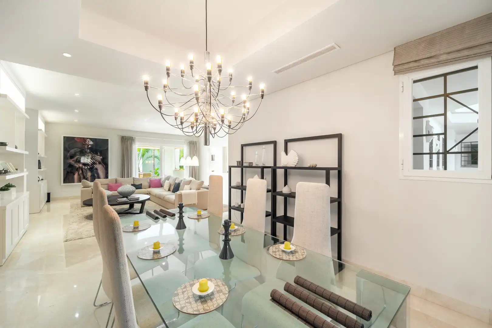 Menjador de Apartament en venda en Marbella amb Aire condicionat, Calefacció i Terrassa