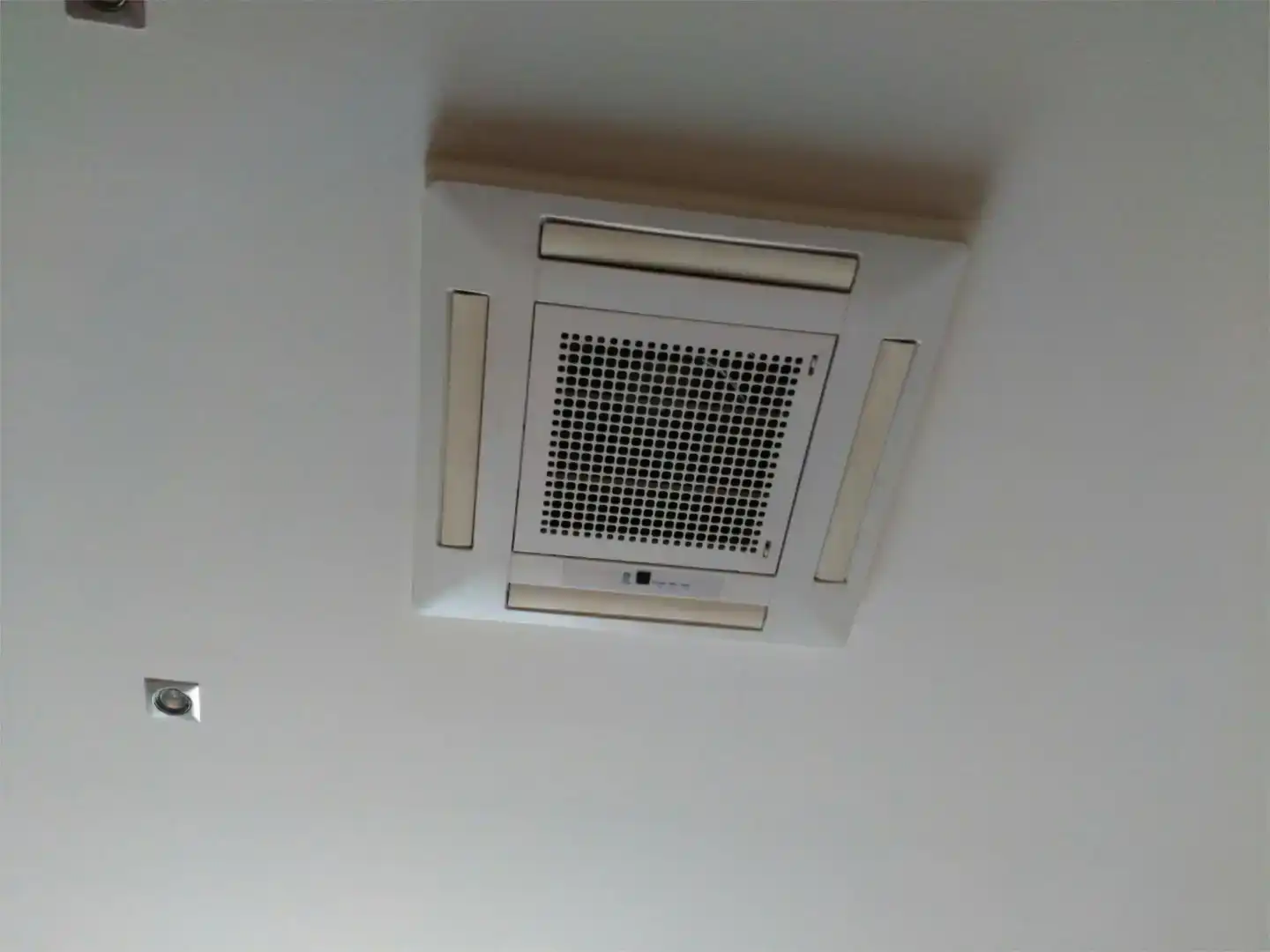 Balcony of Flat for rent in  Valencia Capital  with Air Conditioner and Balcony