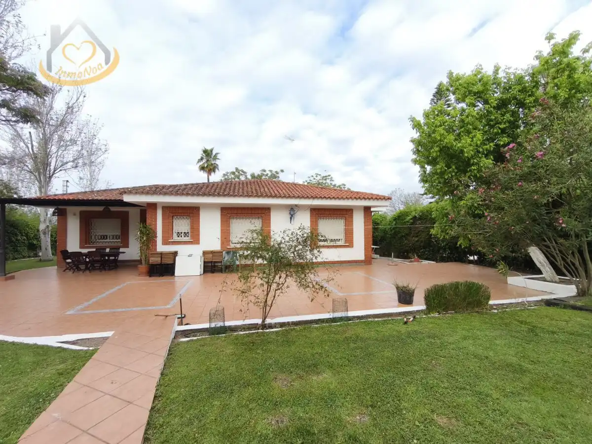 Vista exterior de Casa o chalet en venta en Cartaya con Aire acondicionado, Jardín privado y Terraza